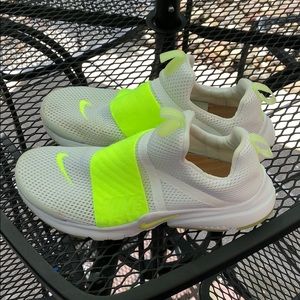 Youth Nike presto extreme sneakers